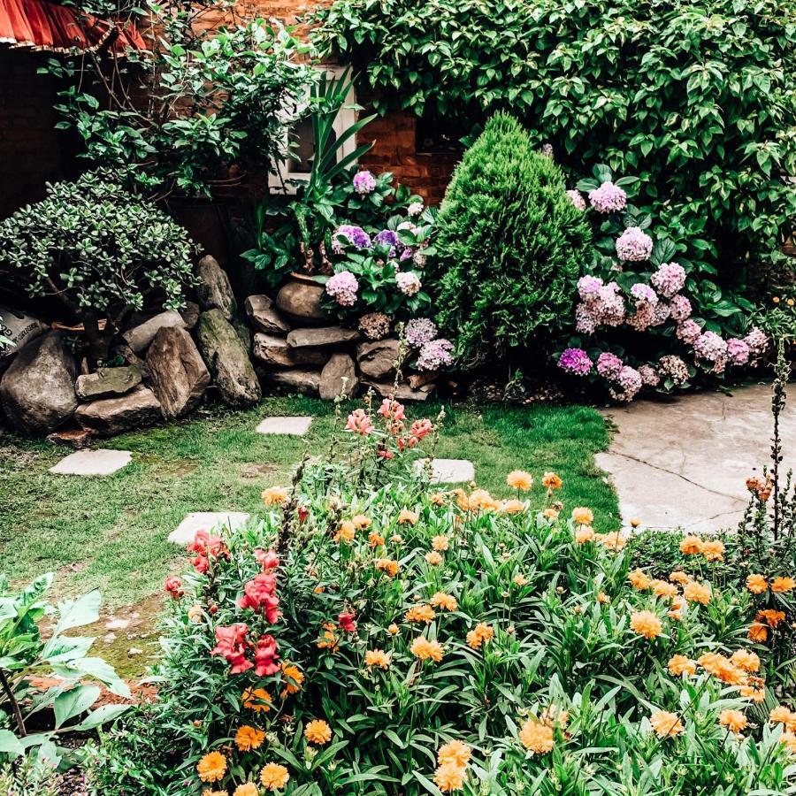 Pradhan House - Home Stay With Garden Bhatgoan エクステリア 写真