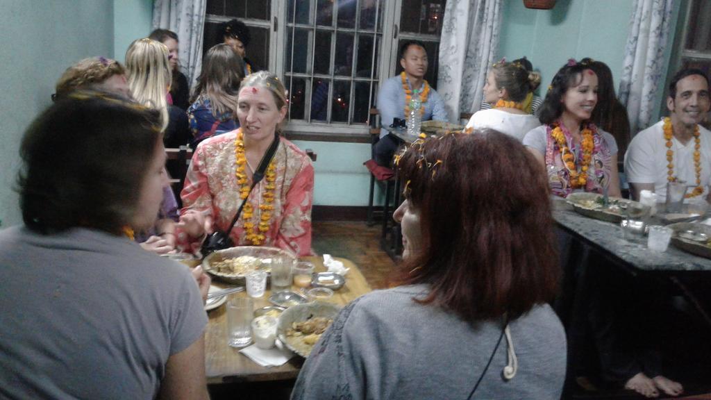 Pradhan House - Home Stay With Garden Bhatgoan エクステリア 写真