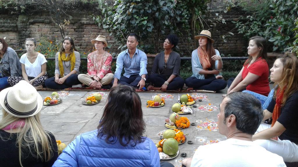 Pradhan House - Home Stay With Garden Bhatgoan エクステリア 写真