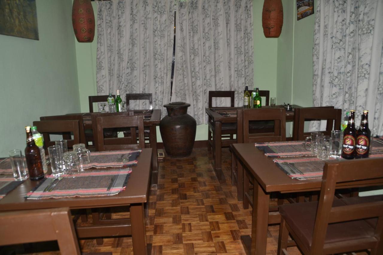 Pradhan House - Home Stay With Garden Bhatgoan エクステリア 写真