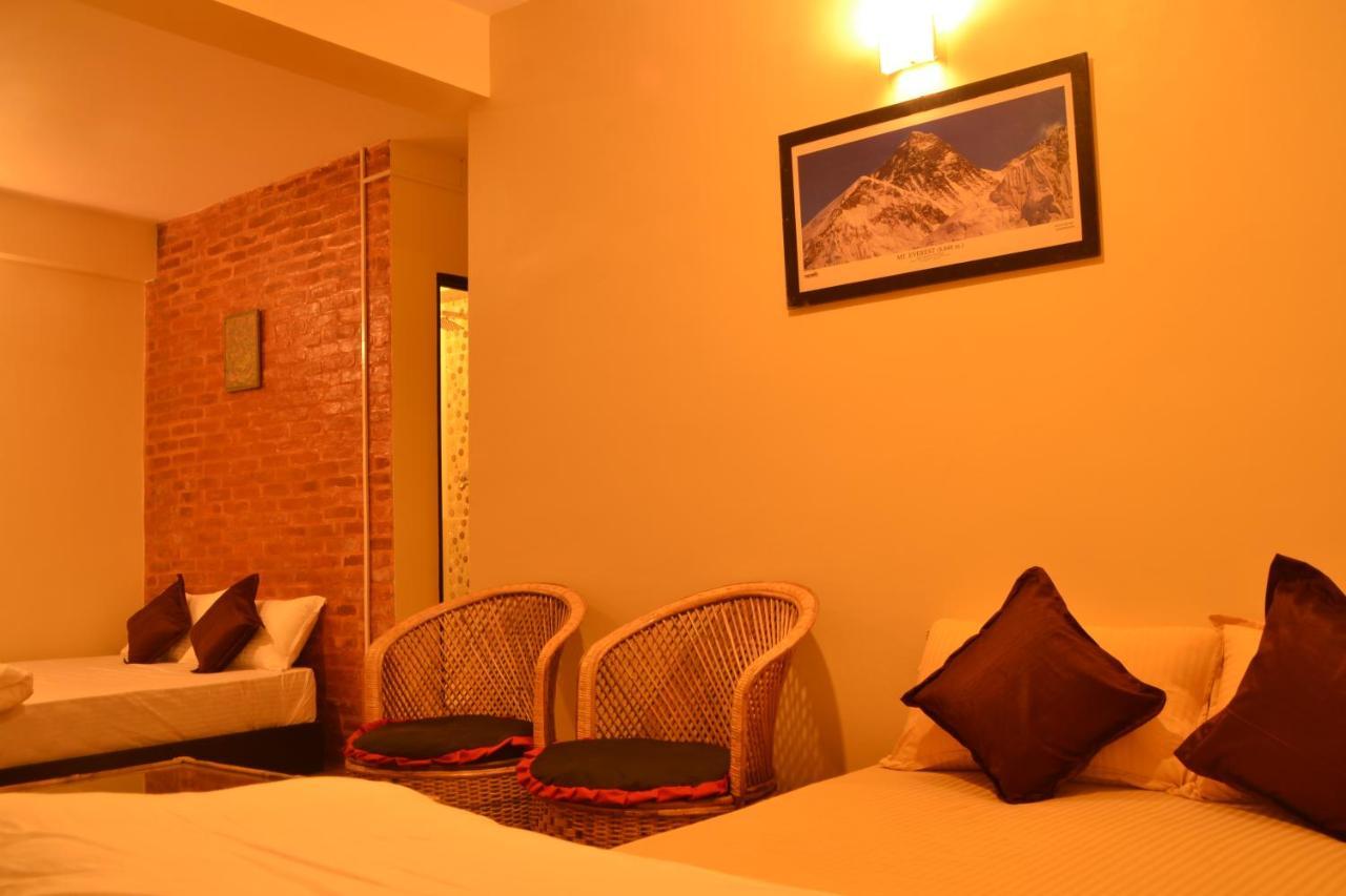 Pradhan House - Home Stay With Garden Bhatgoan エクステリア 写真