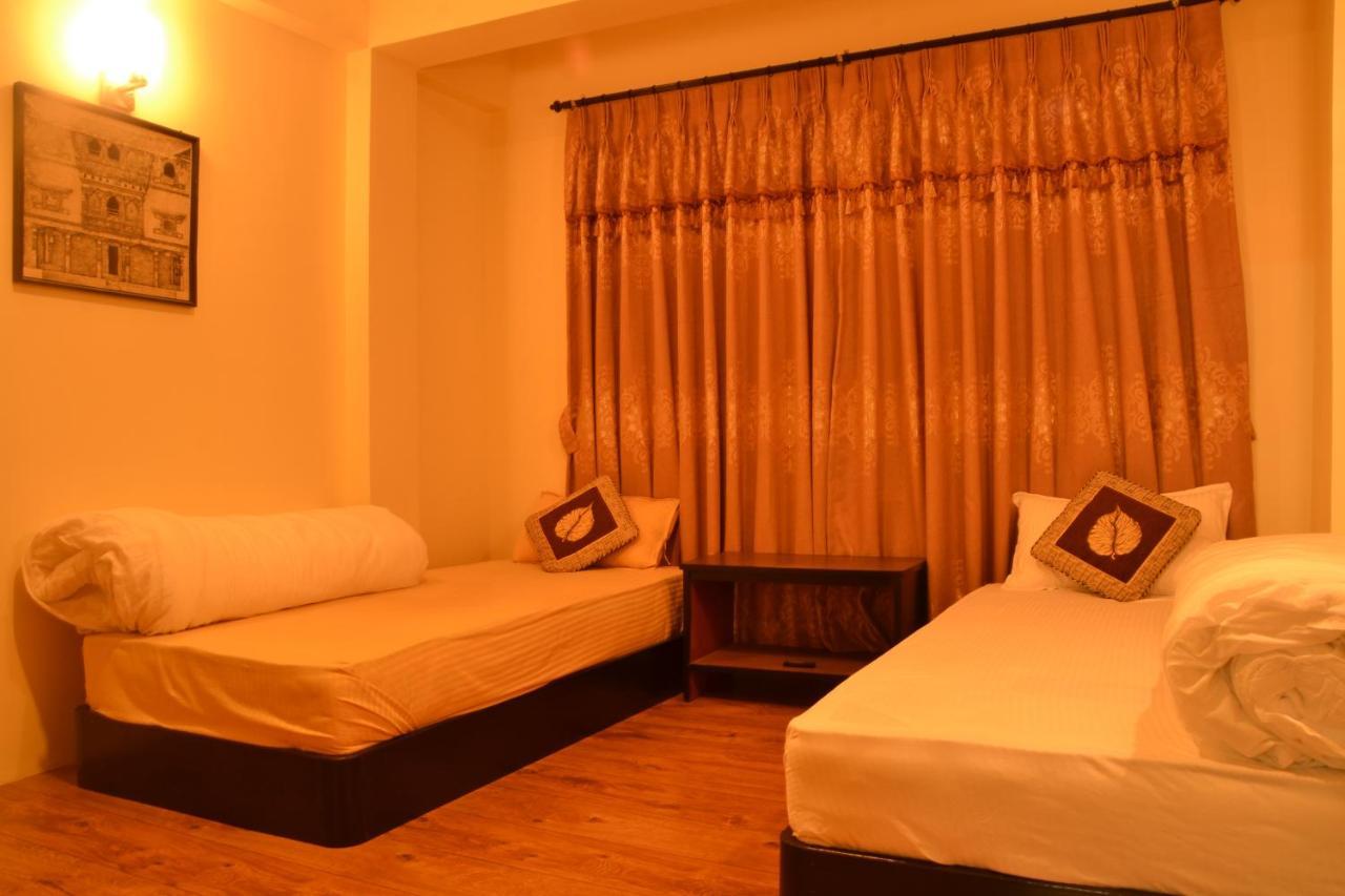 Pradhan House - Home Stay With Garden Bhatgoan エクステリア 写真
