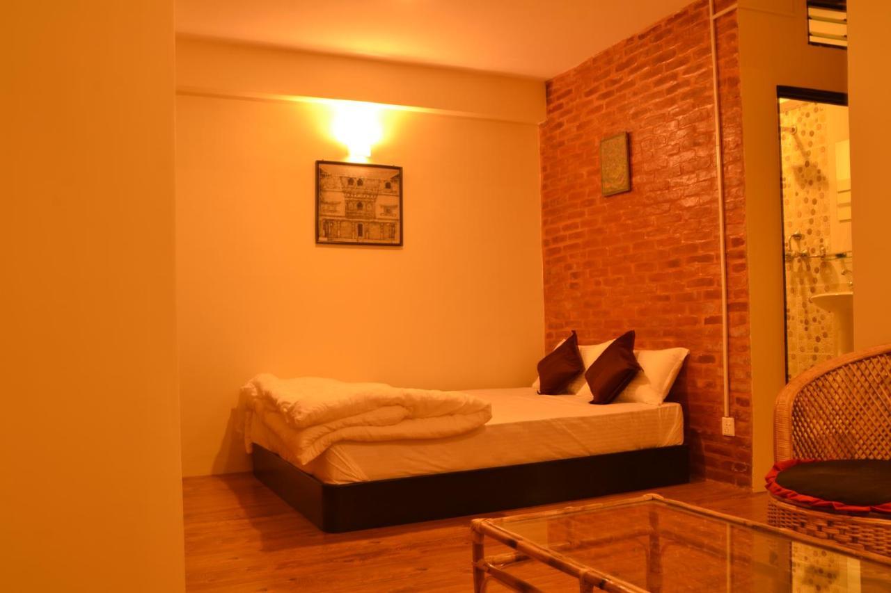 Pradhan House - Home Stay With Garden Bhatgoan エクステリア 写真